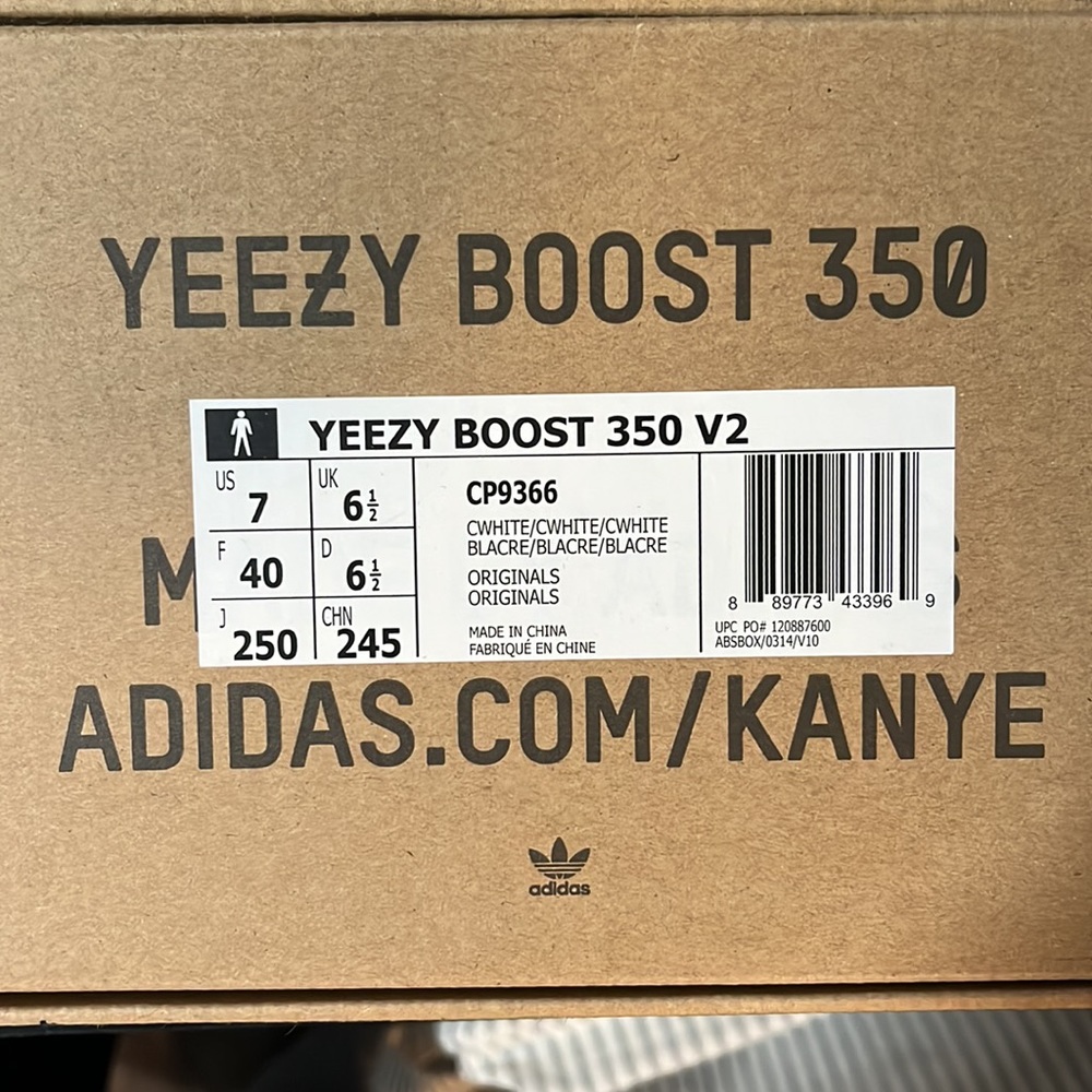 Yeezy 350 CREAM/WHITE